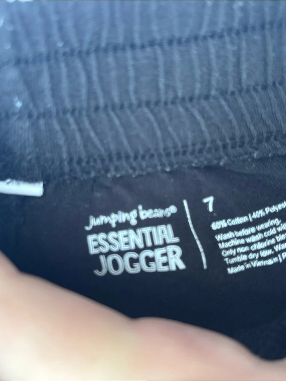 N/A comfortable black